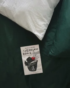 Beliani Tyyny Polyesteritayte Matala 50 X 60 Cm Diran Outlet