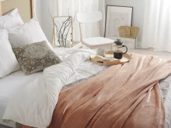 Beliani Vaaleanruskea Huopa 200X220Cm Terke Ii Store